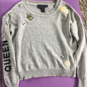 Cute Queen 🐝 Sweater
